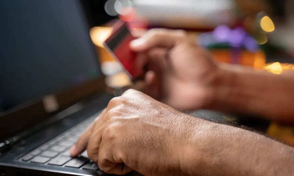 November er højsæson for netsvindel – Ny undersøgelse viser markant stigning i falske webshops op til Black Friday