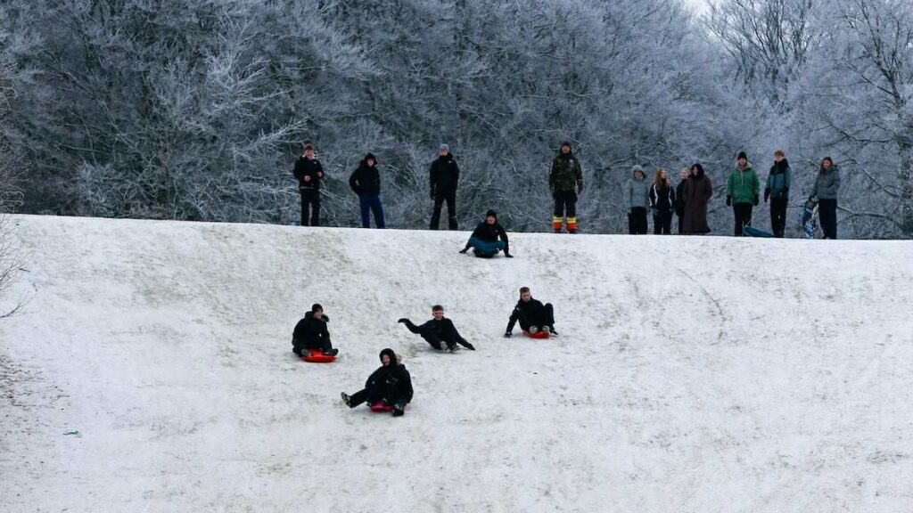 Slæde-boom hos Dantoy i Hobro – 45.000 solgt på få dage og ekstra hænder kaldt ind