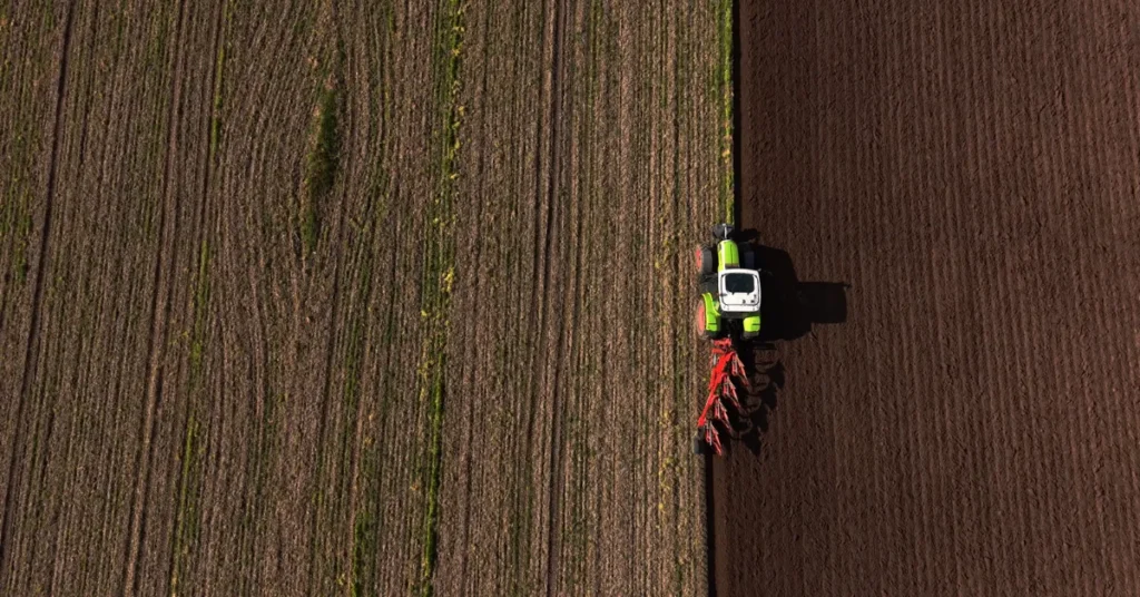 Nyt europæisk studie: Halm kan blive et skjult klimavåben i landbruget